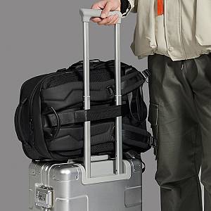 ARCTIC HUNTER τσάντα πλάτης B00530 με θήκη laptop 15.6, 24L, μαύρη B00530-BK