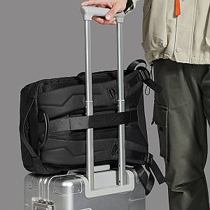 ARCTIC HUNTER τσάντα πλάτης B00532 με θήκη laptop 15.6, USB, 28L, μαύρη B00532-BK