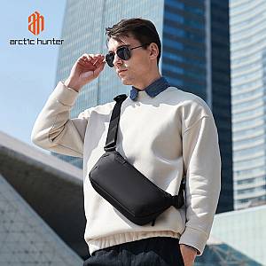 ARCTIC HUNTER τσάντα μέσης Y00569 με θήκη tablet, 3.5L, μαύρη Y00569-BK