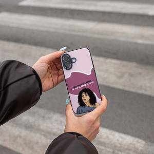 Θήκη Sonique Greek Cult TV Series για Apple iPhone 15 Δεν είμαι Εγώ Κακιά
