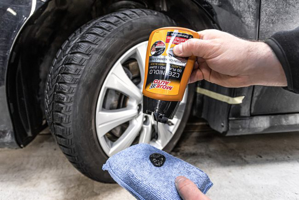 MOJE AUTO gel γυαλίσματος/προστασίας πλαστικών & ελαστικών 19-644, 250ml 19-644